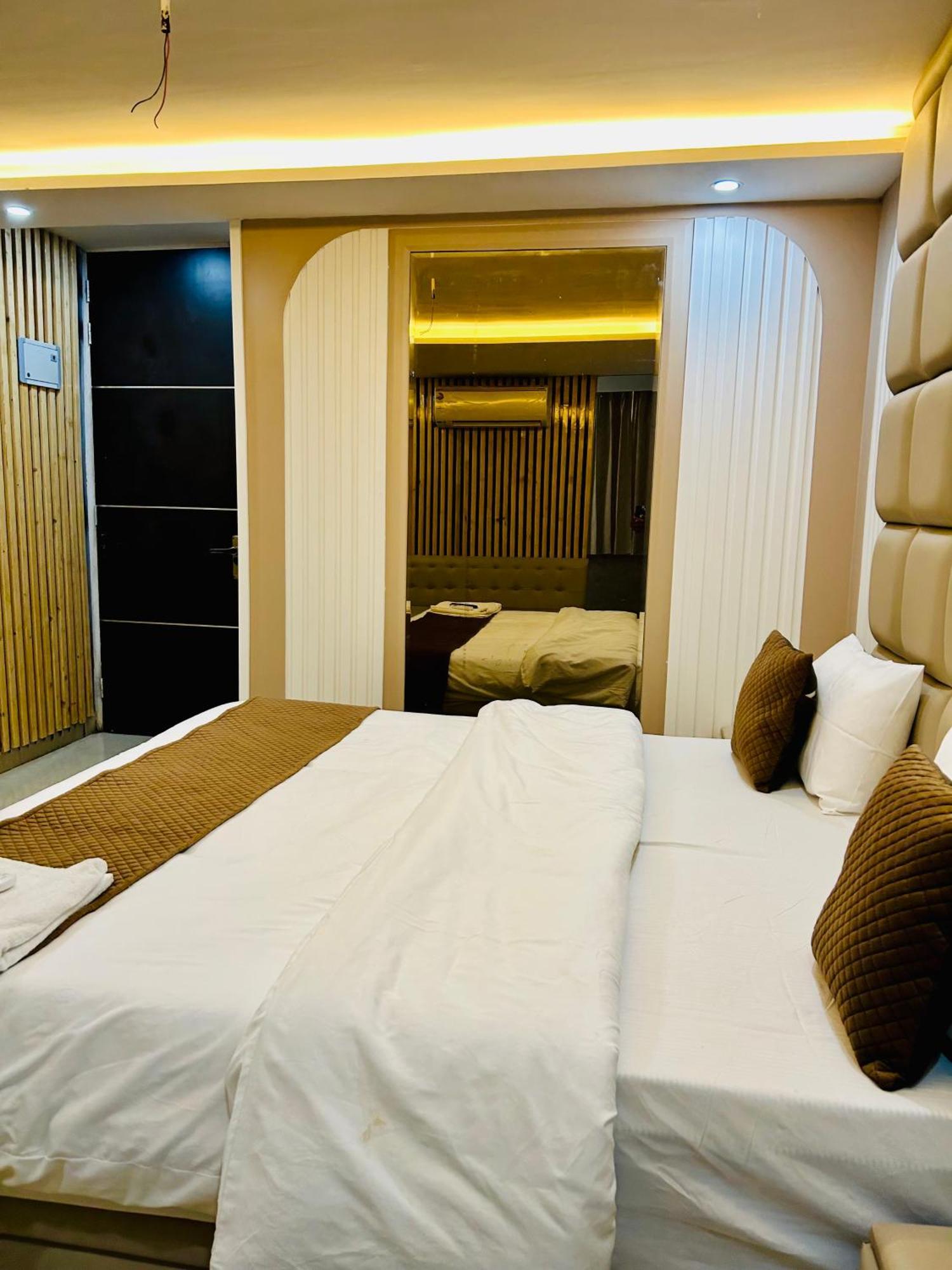 Bob Adventures Hotel Dehradún Kültér fotó