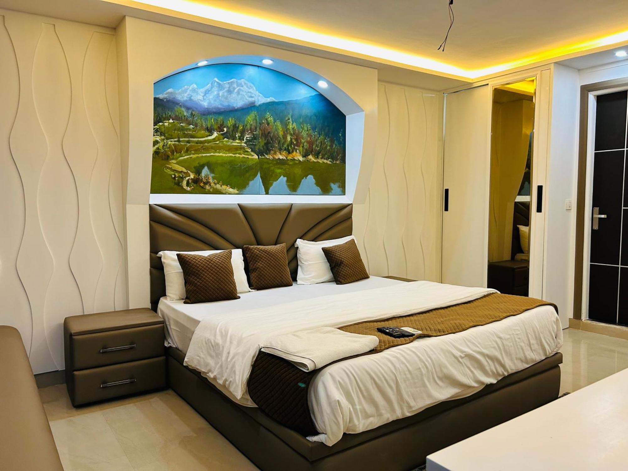 Bob Adventures Hotel Dehradún Kültér fotó